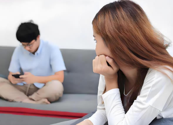 婚姻中怕的不是感情淡了，也不是没钱